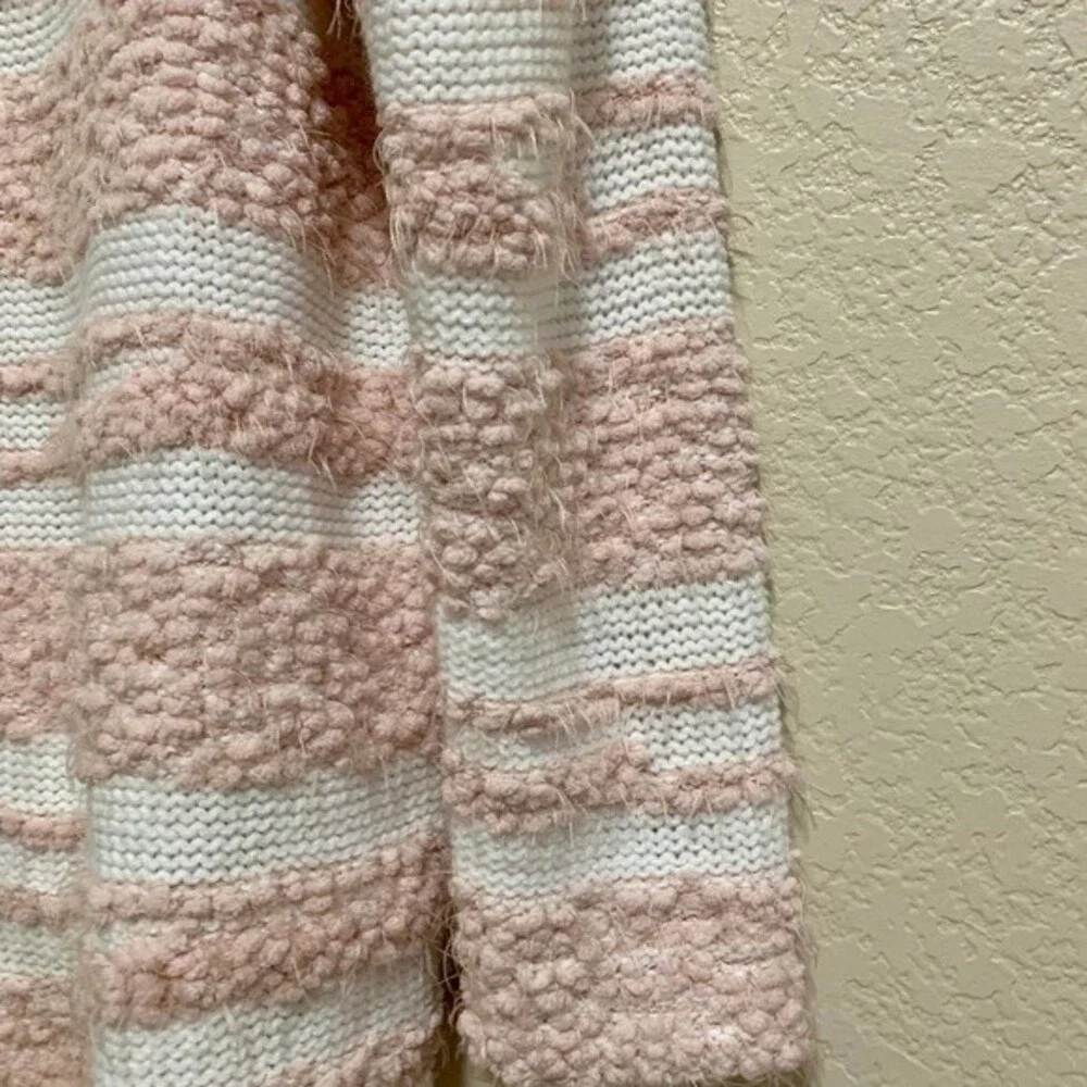 Calvin Klein pink sweater Women long sleeve cowl neckline knit sweater size S/M